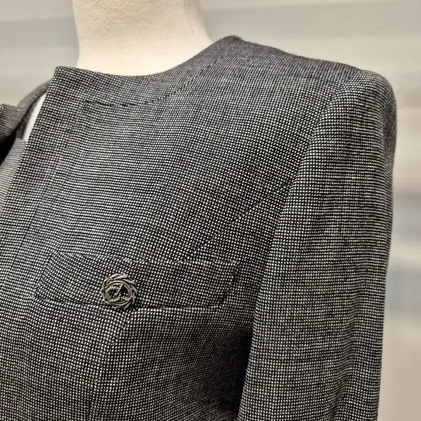 [SOLD OUT] 미샤 스퀘어넥 자켓 세트 원피스(진네이비)