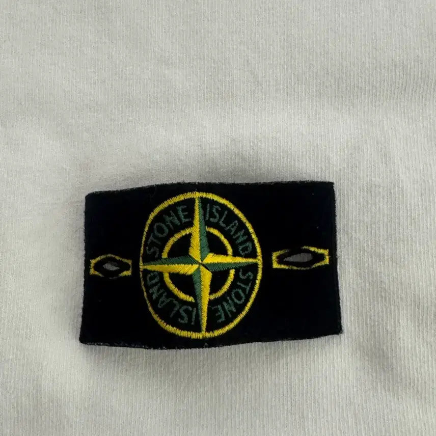 [BUNJANG] Stone Island White Long Sleeve Sweatshirt / [L]스톤아일랜드 화이트 롱슬리브 맨투맨