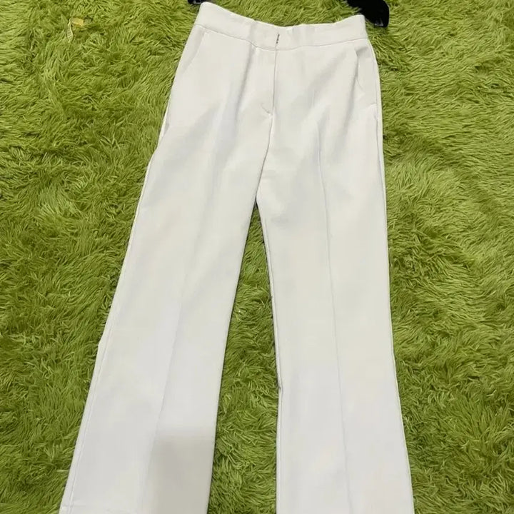 [BUNJANG] Flymodel Semi-Bootcut Slacks / 플라이모델 슬랙스세미부츠컷
