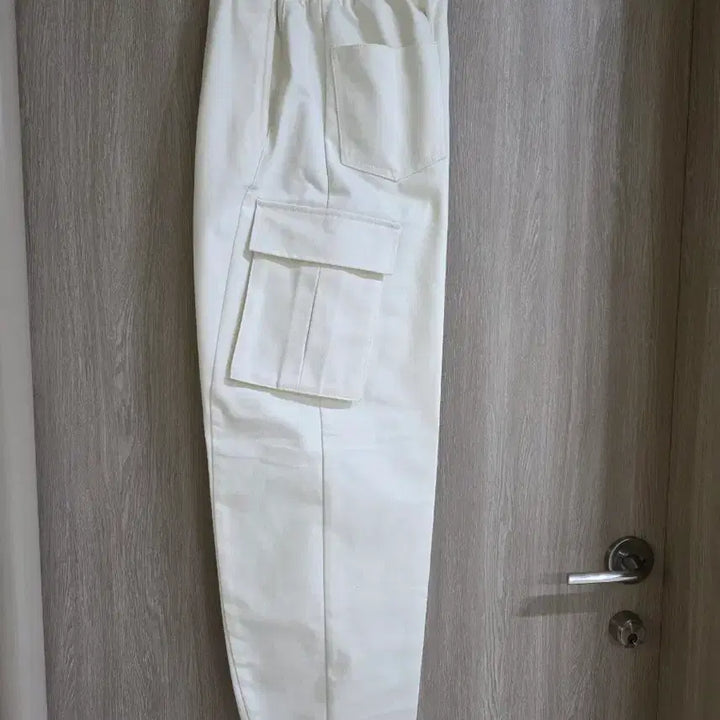 [BUNJANG] Seven Cellar Semi-Wide Curved Cargo Denim Cream White 30 / (새상품)세븐셀라 세미와이드 커브드 카고 데님 크림화이트 30