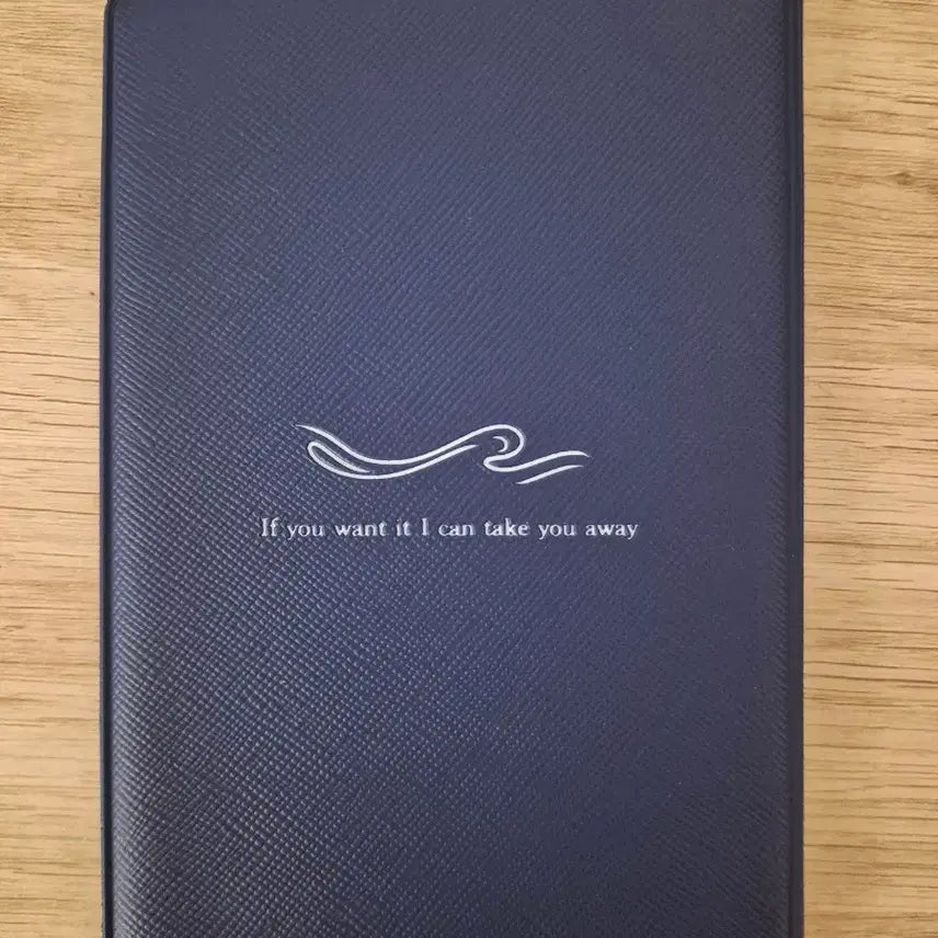[BUNJANG] Kihyun Voyager Passport Case / 기현 보이저 여권 케이스 양도합니다