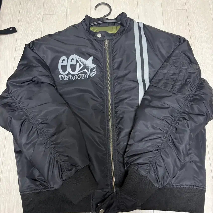 [BUNJANG] Tecket MA-1 Jacket Black (M) / 테켓 ee Electric MA-1 마원 자켓 블랙 m