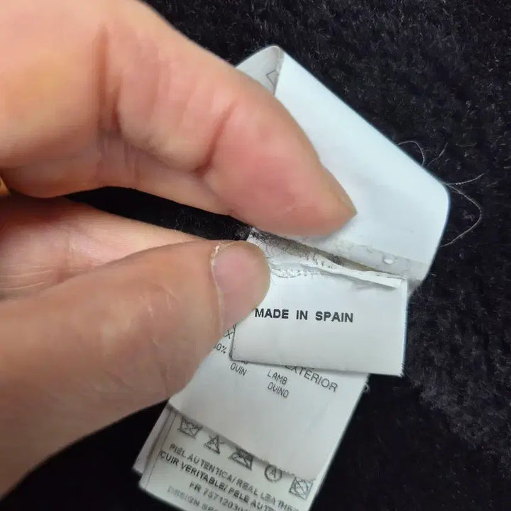 [SOLD OUT] Gerard Darel 양가죽 무스탕