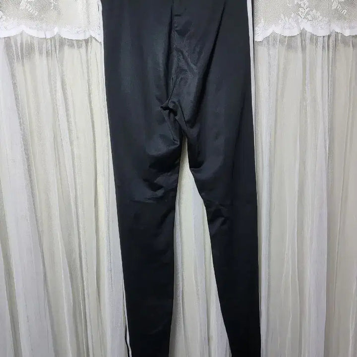 [BUNJANG] Adidas YGT Training Leggings / 아디다스 트레이닝 레깅스 79