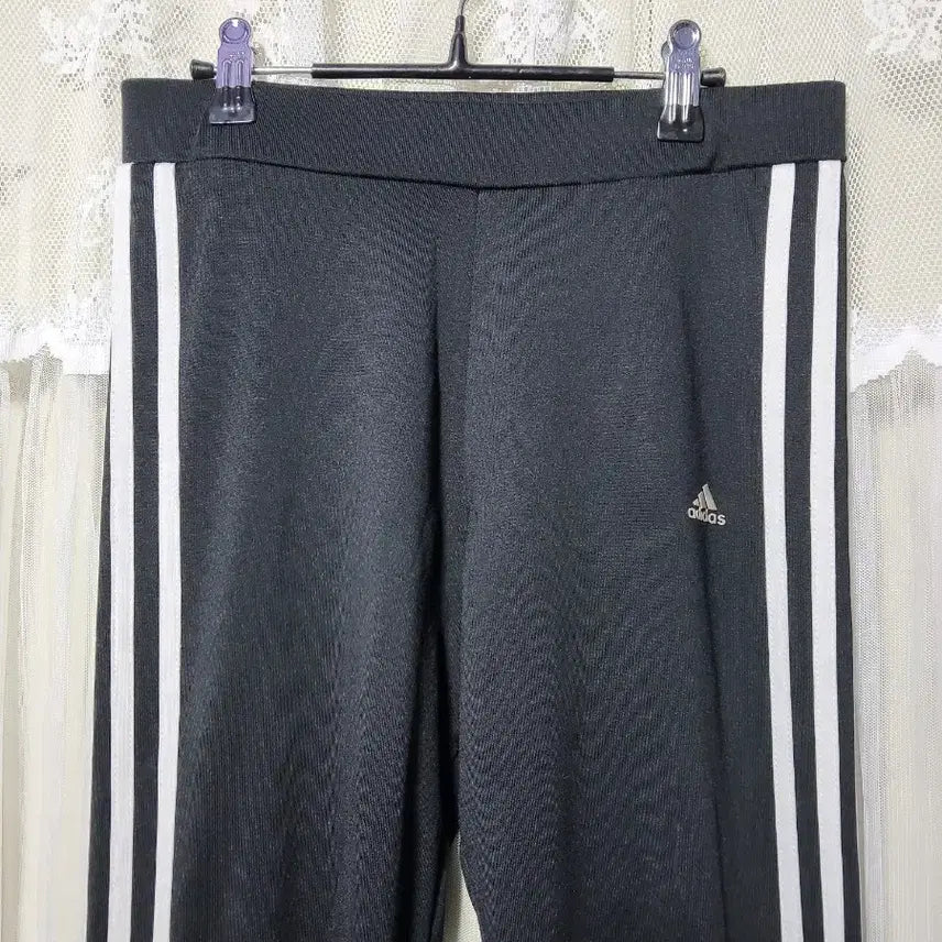 [BUNJANG] Adidas YGT Training Leggings / 아디다스 트레이닝 레깅스 79