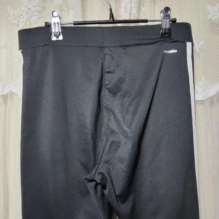 [BUNJANG] Adidas YGT Training Leggings / 아디다스 트레이닝 레깅스 79