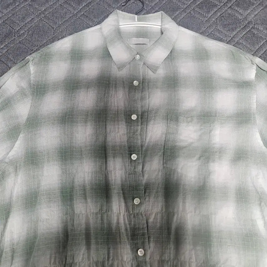 [SOLD OUT] 모마디자인 엠보 셔링 체크셔츠 그린 48