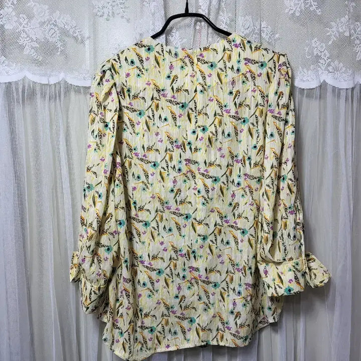 [BUNJANG] Valencia Floral Yellow Chiffon Blouse / 발렌시아 꽃 옐로우 쉬폰 블라우스