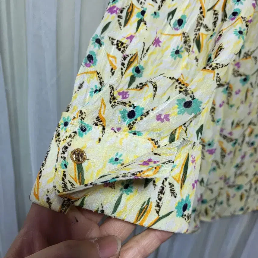 [BUNJANG] Valencia Floral Yellow Chiffon Blouse / 발렌시아 꽃 옐로우 쉬폰 블라우스