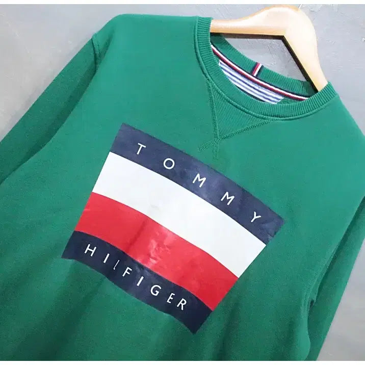 [BUNJANG] XL Tommy Hilfiger Big Logo Sweatshirt / [XL] 타미힐피거 빅로고 기모 맨투맨 (20%세일)