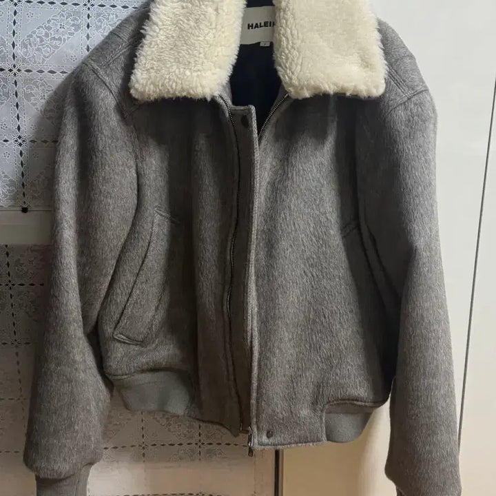 [BUNJANG] Allenne Alpaca Shearling Blouson Grayish Beige Size 1 / 알렌느 알파카 시어링 카라 블루종 그레이시 베이지 1사이즈