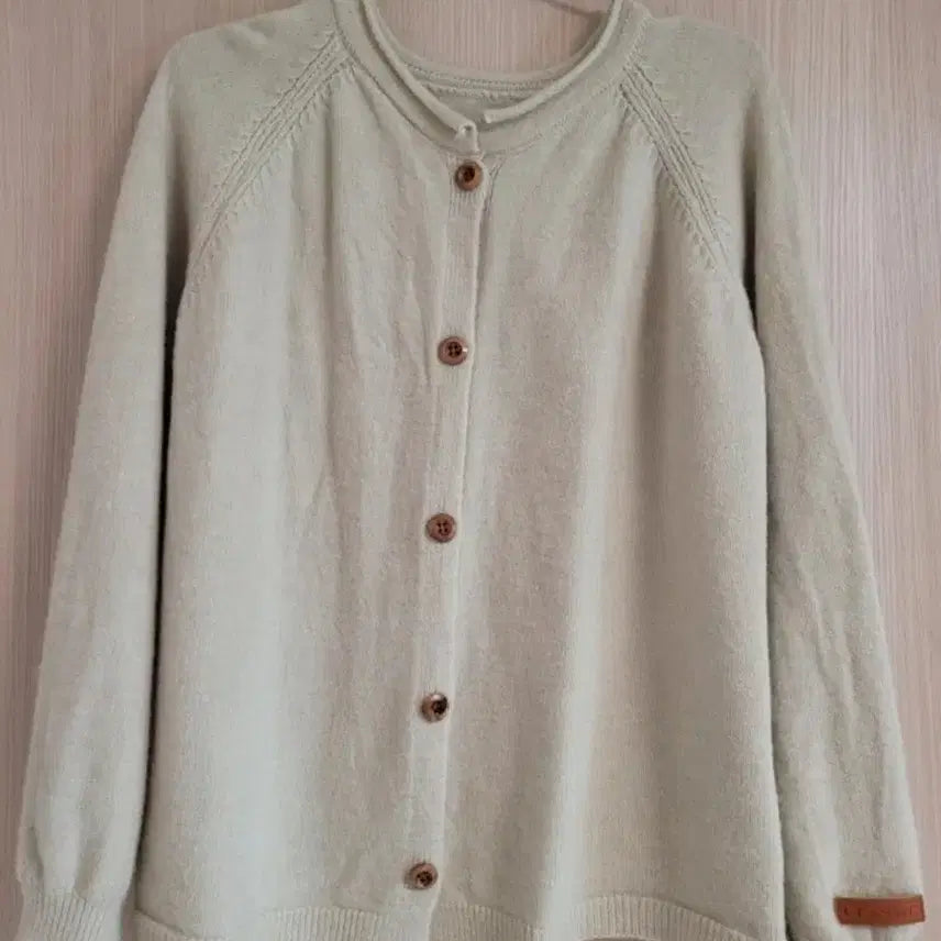 [BUNJANG] Classic Knit Cardigan / 클래식 니트 가디건