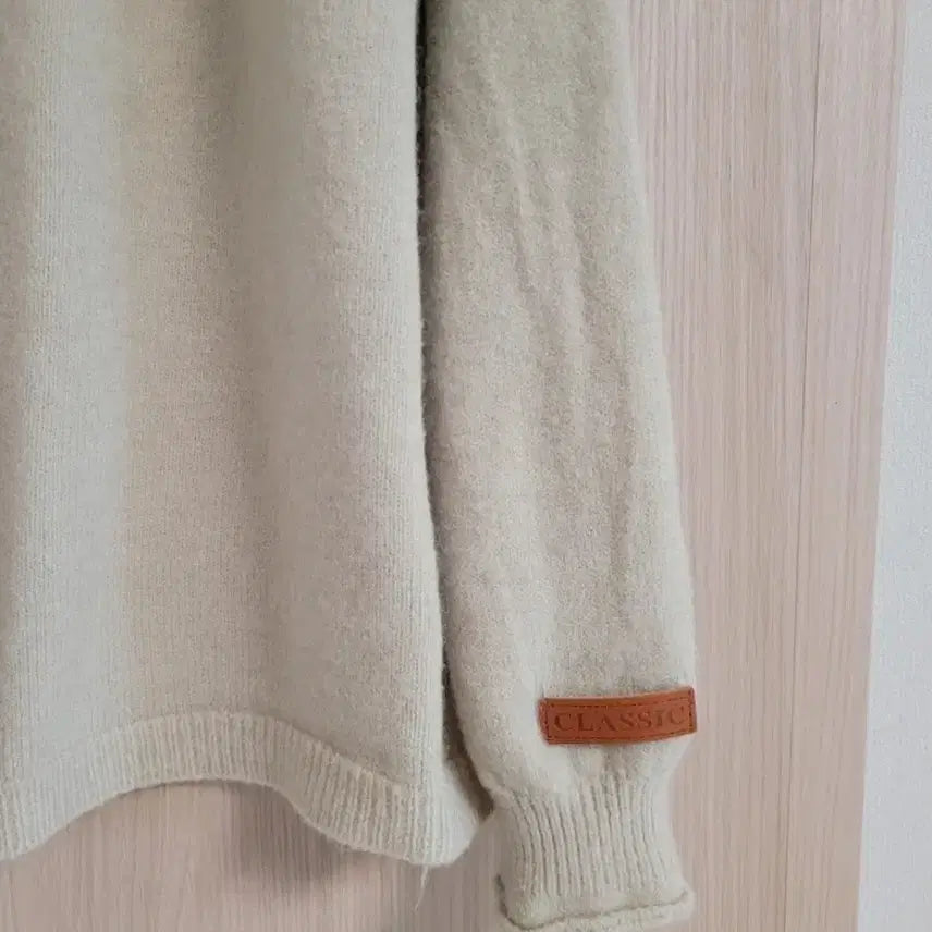 [BUNJANG] Classic Knit Cardigan / 클래식 니트 가디건