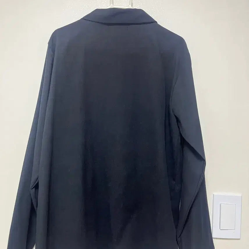 [BUNJANG] Black Shirt (Women's) / 블랙셔츠 여성