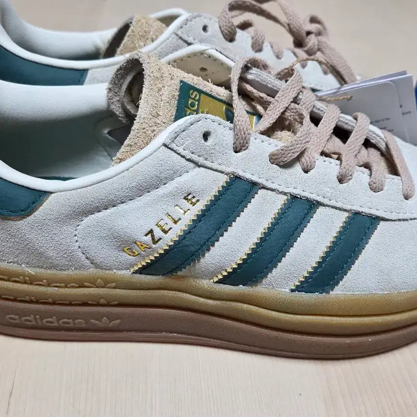 [BUNJANG] Adidas Gazelle Bold Suede Sneakers 235 New / 아디다스 가젤 볼드 스웨이드 스니커즈 235 새제품