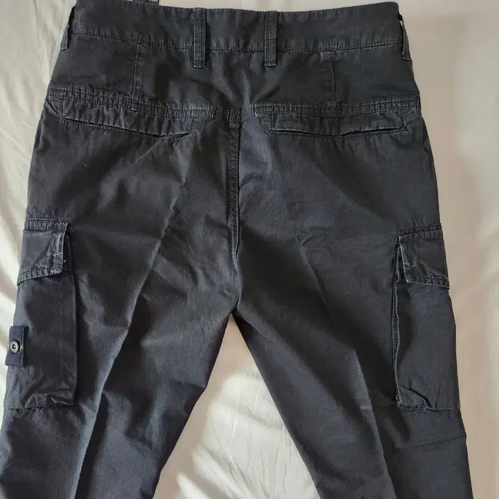 [BUNJANG] Stone Island Old Effect Cargo Pants Black / 스톤아일랜드/ SS시즌 올드이펙트 카고 팬츠 블랙 / 30(새제품)