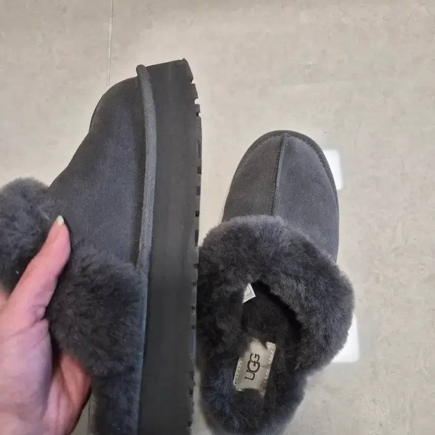 [BUNJANG] UGG Disquette US7 (240) / 어그 디스케트 us7 240