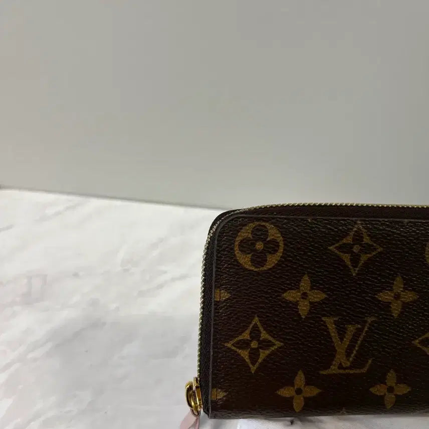 [BUNJANG] Louis Vuitton Monogram Clemence Zip Long Wallet / 루이비통 모노그램 클레망스 지퍼 장지갑