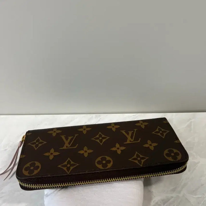 [BUNJANG] Louis Vuitton Monogram Clemence Zip Long Wallet / 루이비통 모노그램 클레망스 지퍼 장지갑