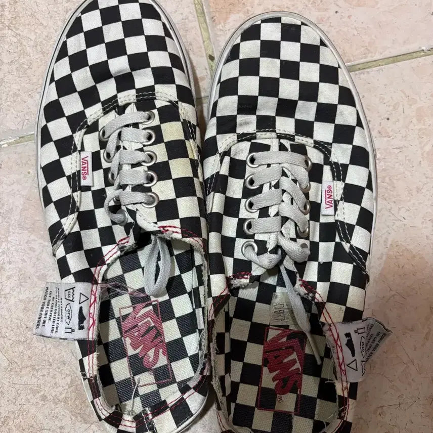 [BUNJANG] Vans Checkerboard Slip-On Sneakers / 반스 체커보드 슬립온