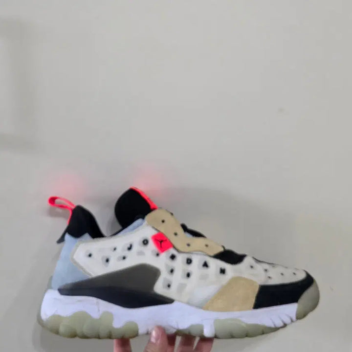 [BUNJANG] Nike Air Jordan Delta 2 React Infrared Sneakers / [295] 나이키 에어조던 델타2 리액트 인프라레드ㅡ단종매물,최저가