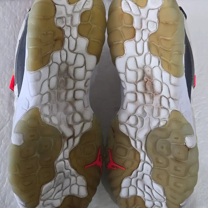 [BUNJANG] Nike Air Jordan Delta 2 React Infrared Sneakers / [295] 나이키 에어조던 델타2 리액트 인프라레드ㅡ단종매물,최저가