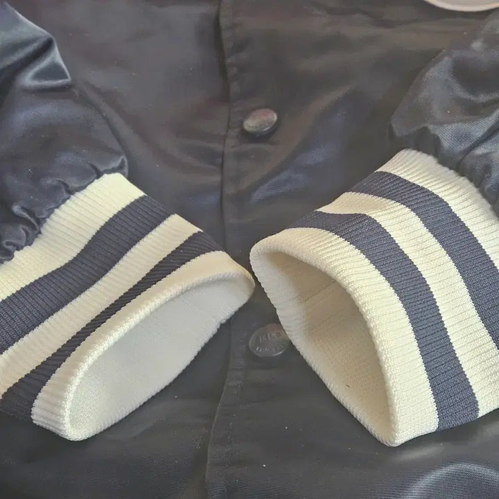 [BUNJANG] MLB Varsity Stadium Jacket / MLB 엠엘비 바시티 스타디움 야구 자켓