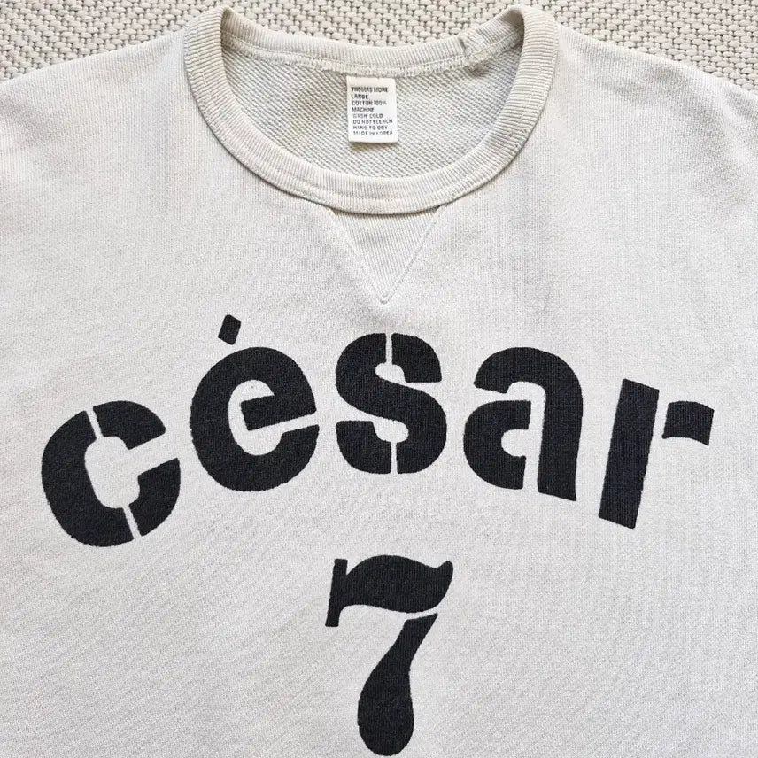 [BUNJANG] Thomas More Soccer Sweatshirt Cezar - Size L / 토마스모어 사커스웨트 세자르 L