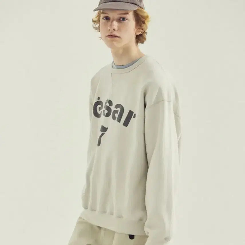 [BUNJANG] Thomas More Soccer Sweatshirt Cezar - Size L / 토마스모어 사커스웨트 세자르 L