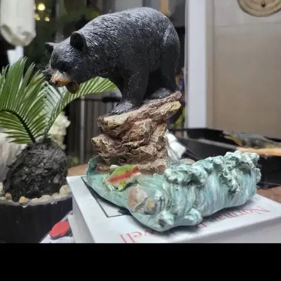 [BUNJANG] Bear Sculpture Ornament / 곰 조각상 장식품