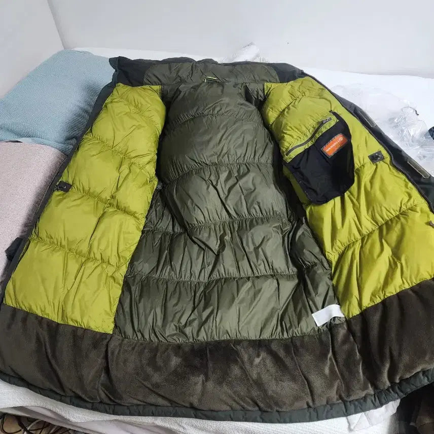 [BUNJANG] Merrell Khaki Long Padded Coat / 머렐 카키새 롱패딩
