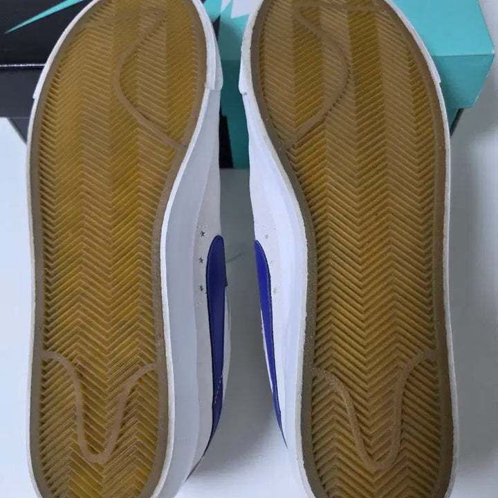 [BUNJANG] Polar x Nike SB Blazer Sneakers / [270] 폴라 x 나이키sb 블레이저 av3028-100