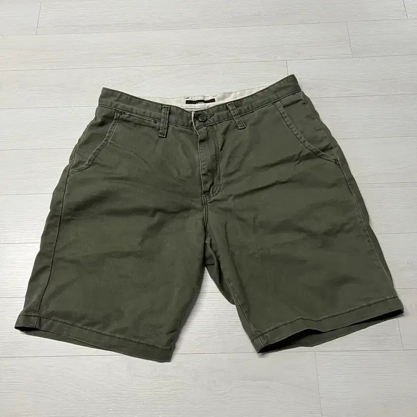 [BUNJANG] Chino Shorts 32 / 반스 / 치노 쇼츠 / 32