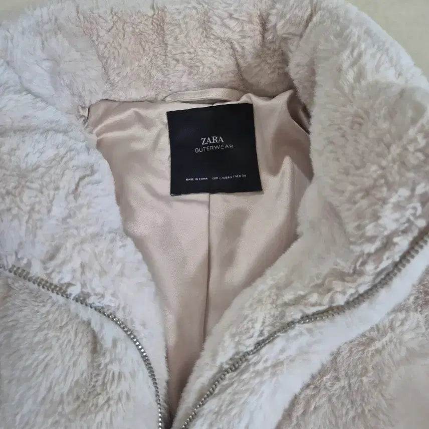 [BUNJANG] Zara Faux Fur Jacket L / 자라 퍼 자켓