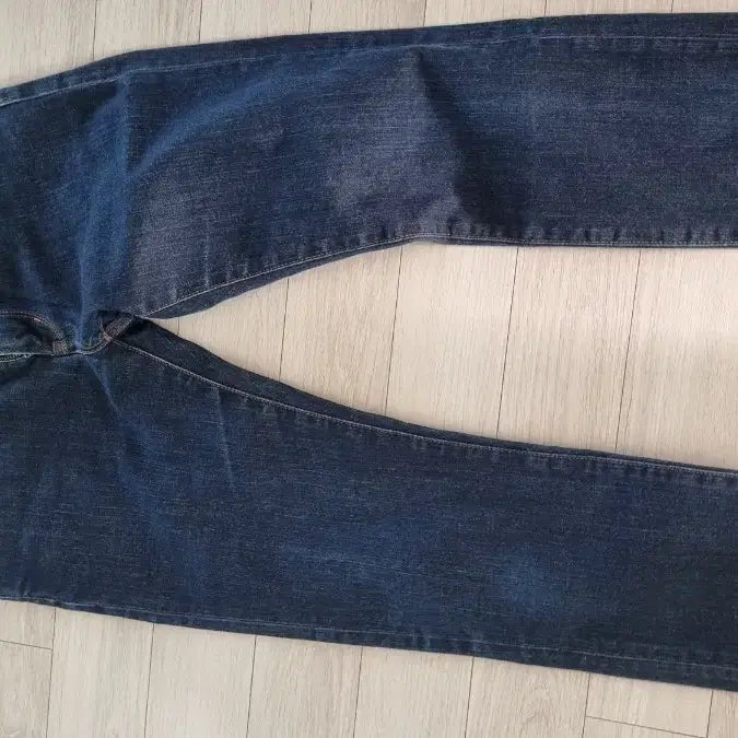 [BUNJANG] Uniqlo 33 Straight Jeans / 유니클로 진청 33 스트레이트 청바지 데님