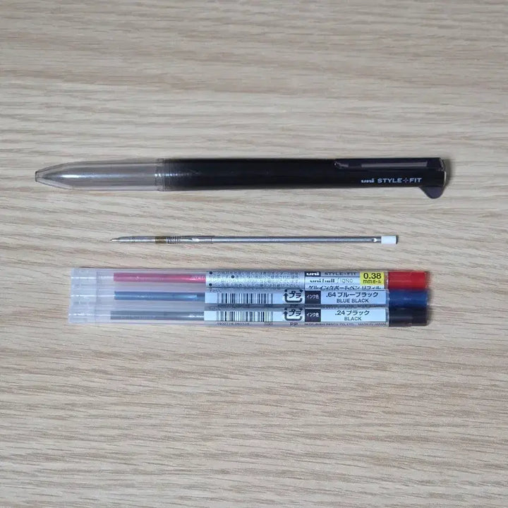 [BUNJANG] Uni Style Fit 3-Color Black Ballpoint Pen Set / 유니 스타일핏 볼펜 3색 검정 + .38 리필심 세트 + 샤프유닛