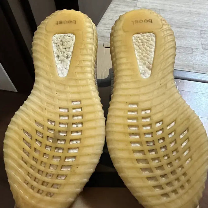 [BUNJANG] Adidas Yeezy Boost 350 V2 Static 285 / 아디다스 이지부스트 350 V2 스태틱 285