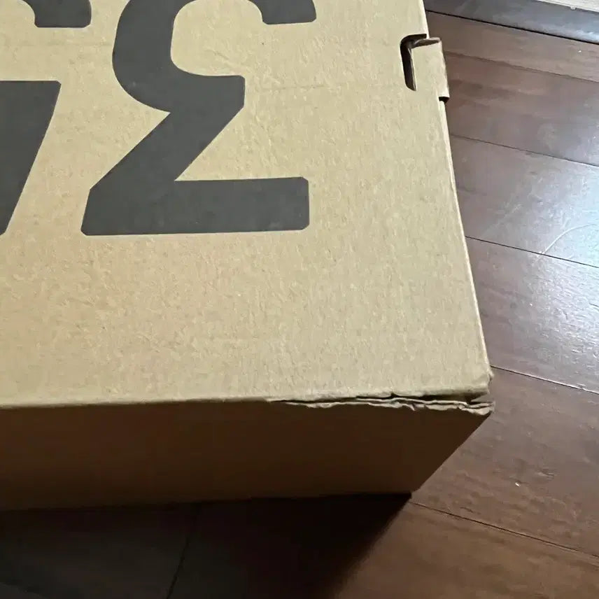 [BUNJANG] Adidas Yeezy Boost 350 V2 Static 285 / 아디다스 이지부스트 350 V2 스태틱 285