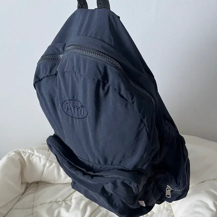 [BUNJANG] Amiement Logo Backpack Navy / 아미먼트 로고 백팩 네이비