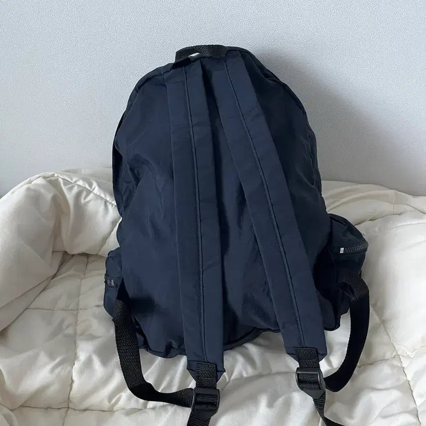 [BUNJANG] Amiement Logo Backpack Navy / 아미먼트 로고 백팩 네이비