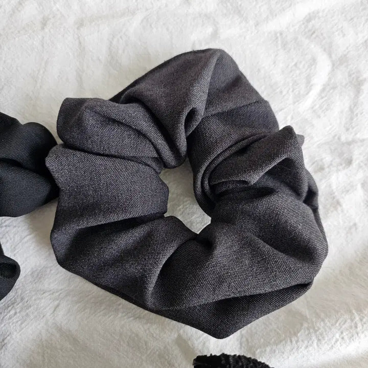 [SOLD OUT] (새상품) 블랙 곱창밴드 스크런치