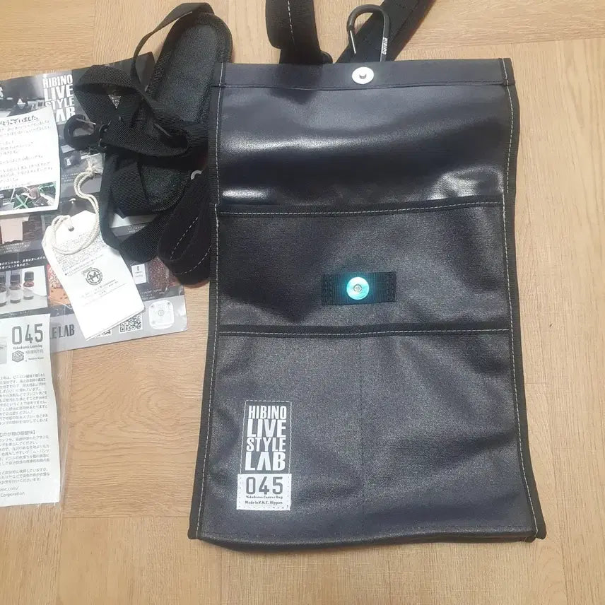 [BUNJANG] HIBINO LIVE STYLE LAB Waterproof Crossbody Bag / 일본산 발수 크로스백(새제품)