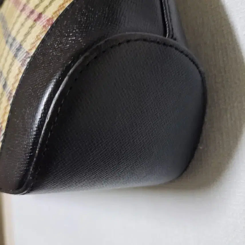 [BUNJANG] Daks Checkered Shoulder Bag / 닥스 체크무늬 숄더백35X23X10