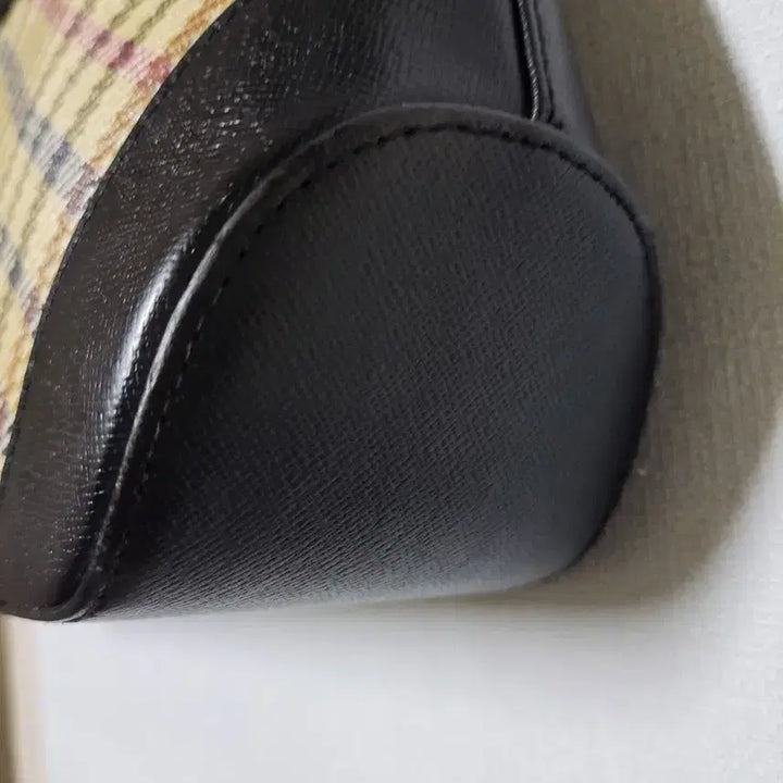 [BUNJANG] Daks Checkered Shoulder Bag / 닥스 체크무늬 숄더백35X23X10