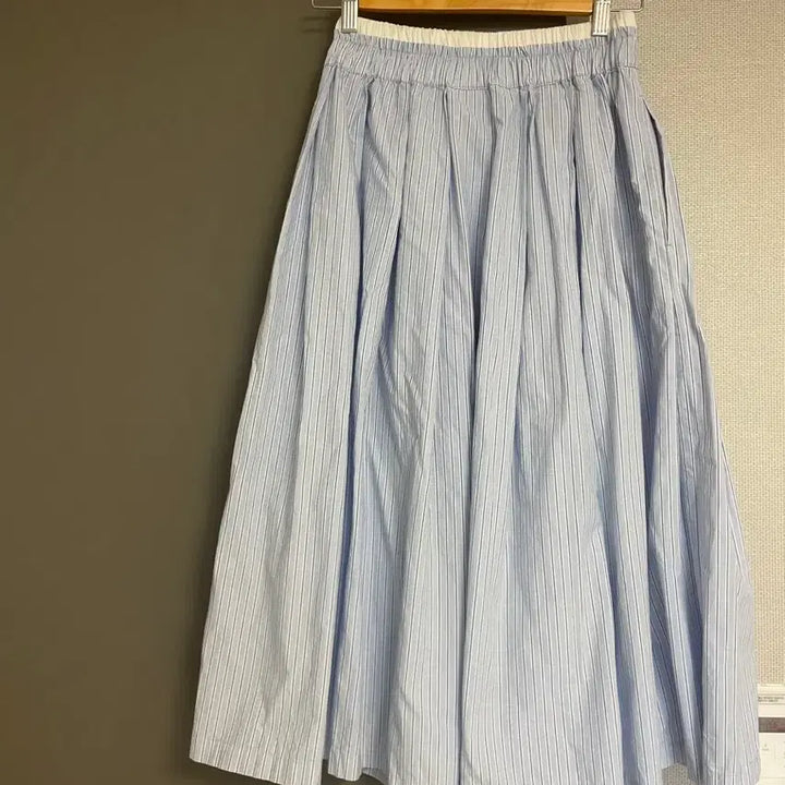 [BUNJANG] Mardi Mercredi Skirt / 마르디메크르디 스커트