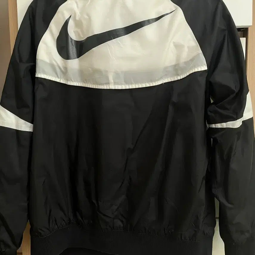 [BUNJANG] Nike Windrunner Windbreaker / 나이키 바람막이 윈드러너
