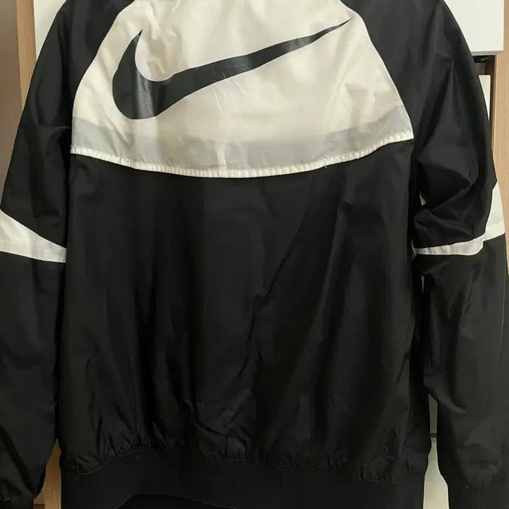 [BUNJANG] Nike Windrunner Windbreaker / 나이키 바람막이 윈드러너