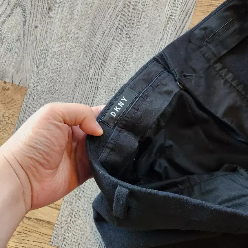 [BUNJANG] DKNY Men's Black Slacks / DKNY 남성 블랙 바지 36~38사이즈 판매합니다