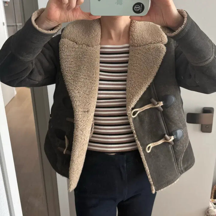 [BUNJANG] Burberry Mustang Short Coat Jacket / 버버리 무스탕 숏 코트 자켓