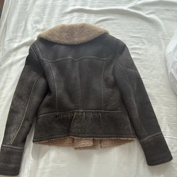 [BUNJANG] Burberry Mustang Short Coat Jacket / 버버리 무스탕 숏 코트 자켓
